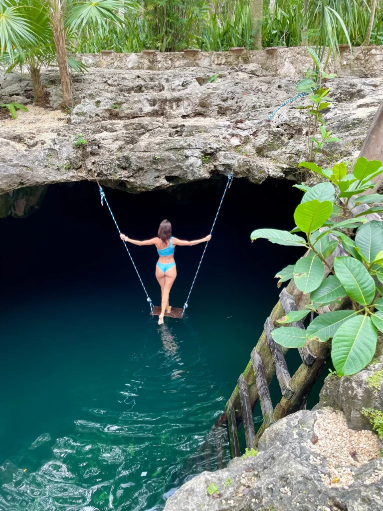 Balançoire cenote Calavera